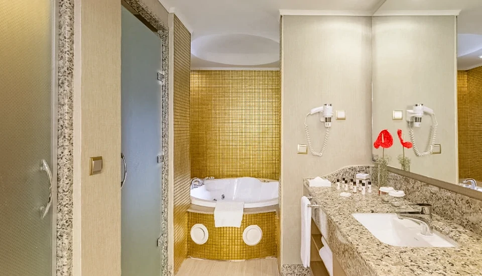 هتل رویال هالیدی پالاس آنتالیا